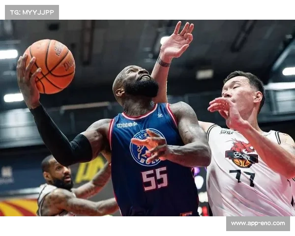 香港金牛赛后复盘失误频发 关键球权处理暴露战术短板 香港金牛赛后复盘失误频发 关键球权处理暴露战术短板